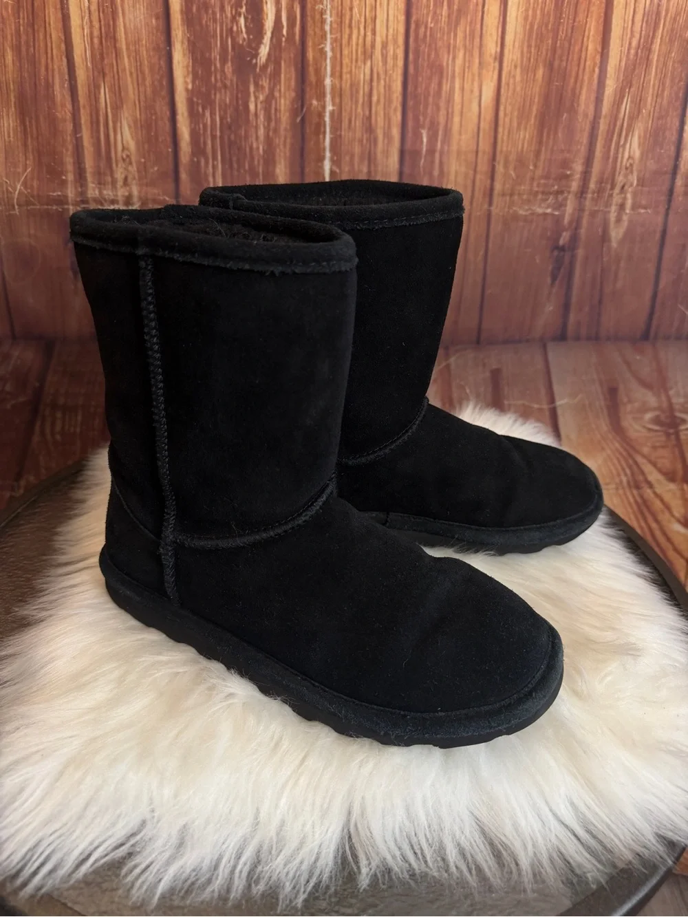 BearPaw pictures missing color